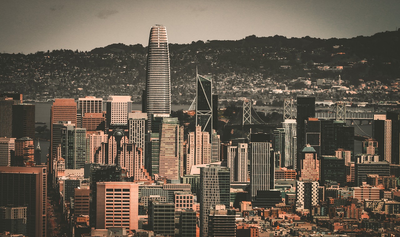 都潜藏战略 都潜藏战略